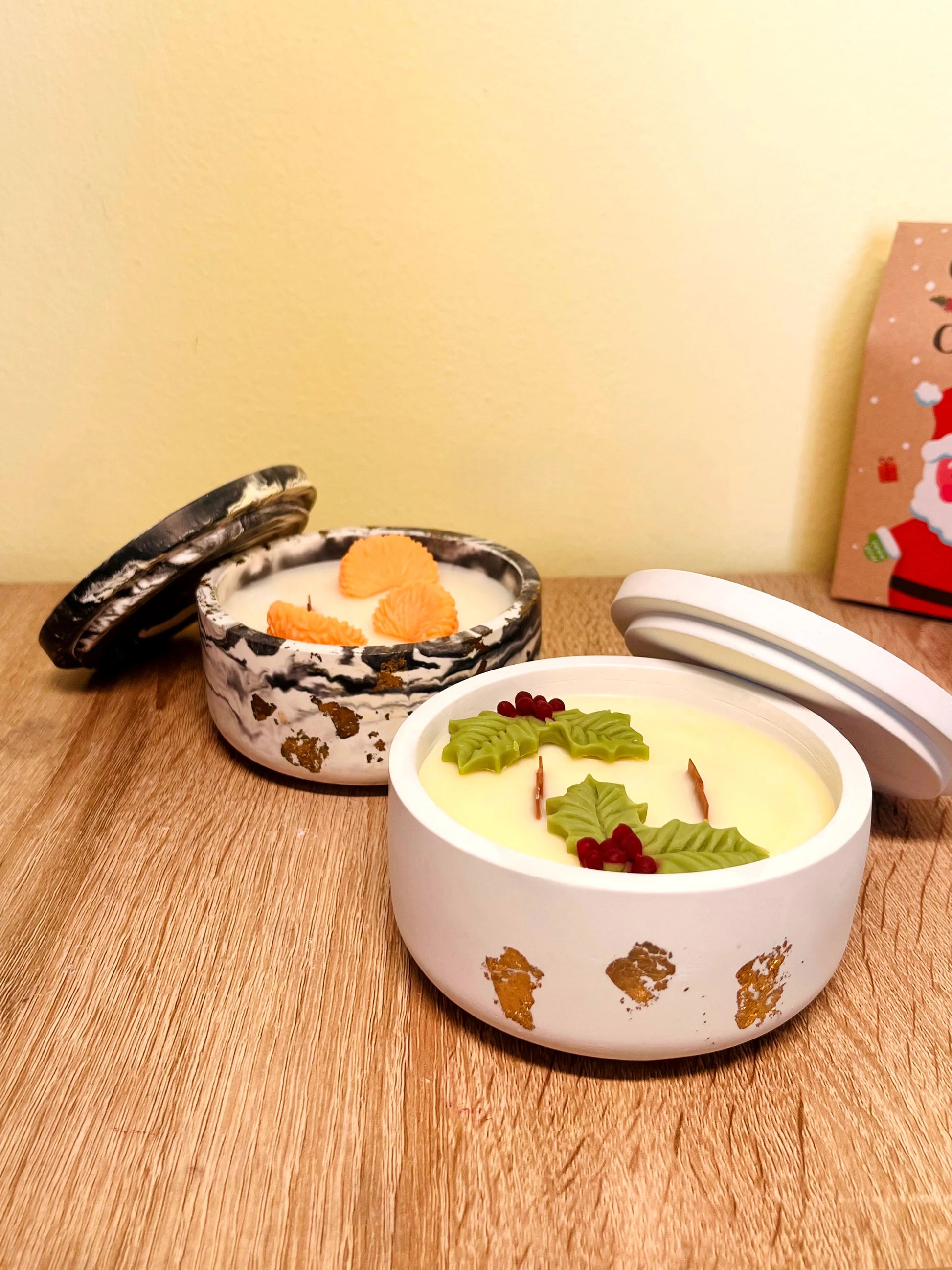 Χριστουγεννιάτικο κερί με γκί ή μανταρίνι