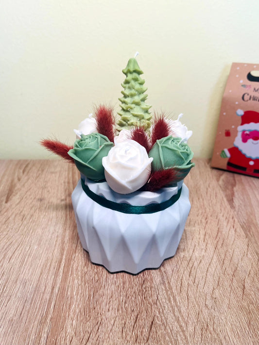 Χριστουγεννιάτικο Μπουκέτο σε λευκά και πράσινα χρώματα