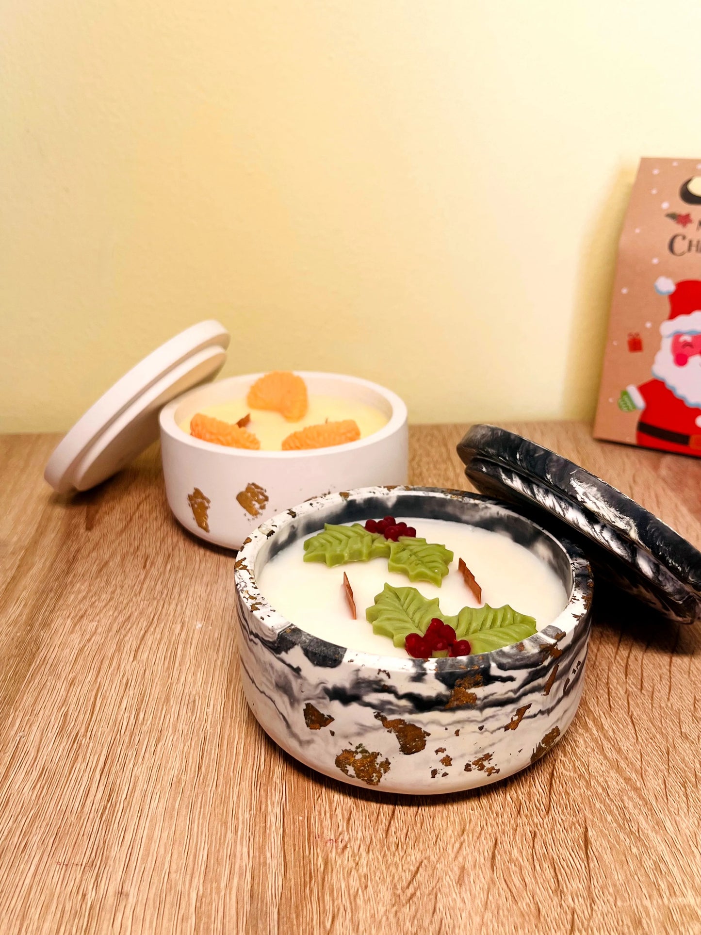 Χριστουγεννιάτικο κερί με γκί ή μανταρίνι