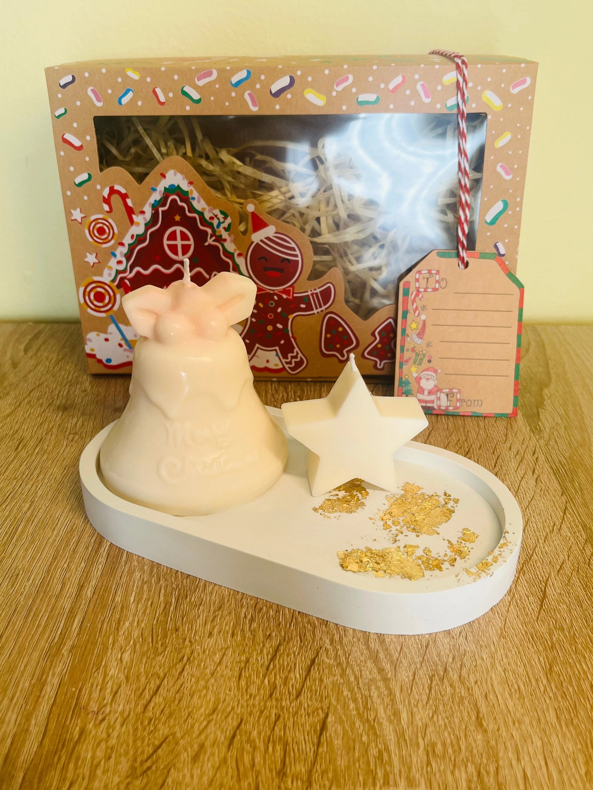 Καμπάνα, Αστέρι και δίσκος λευκός με φύλλα χρυσού