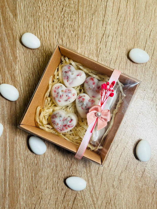 Μπομπονιέρα wax melts καρδιές σε κουτί